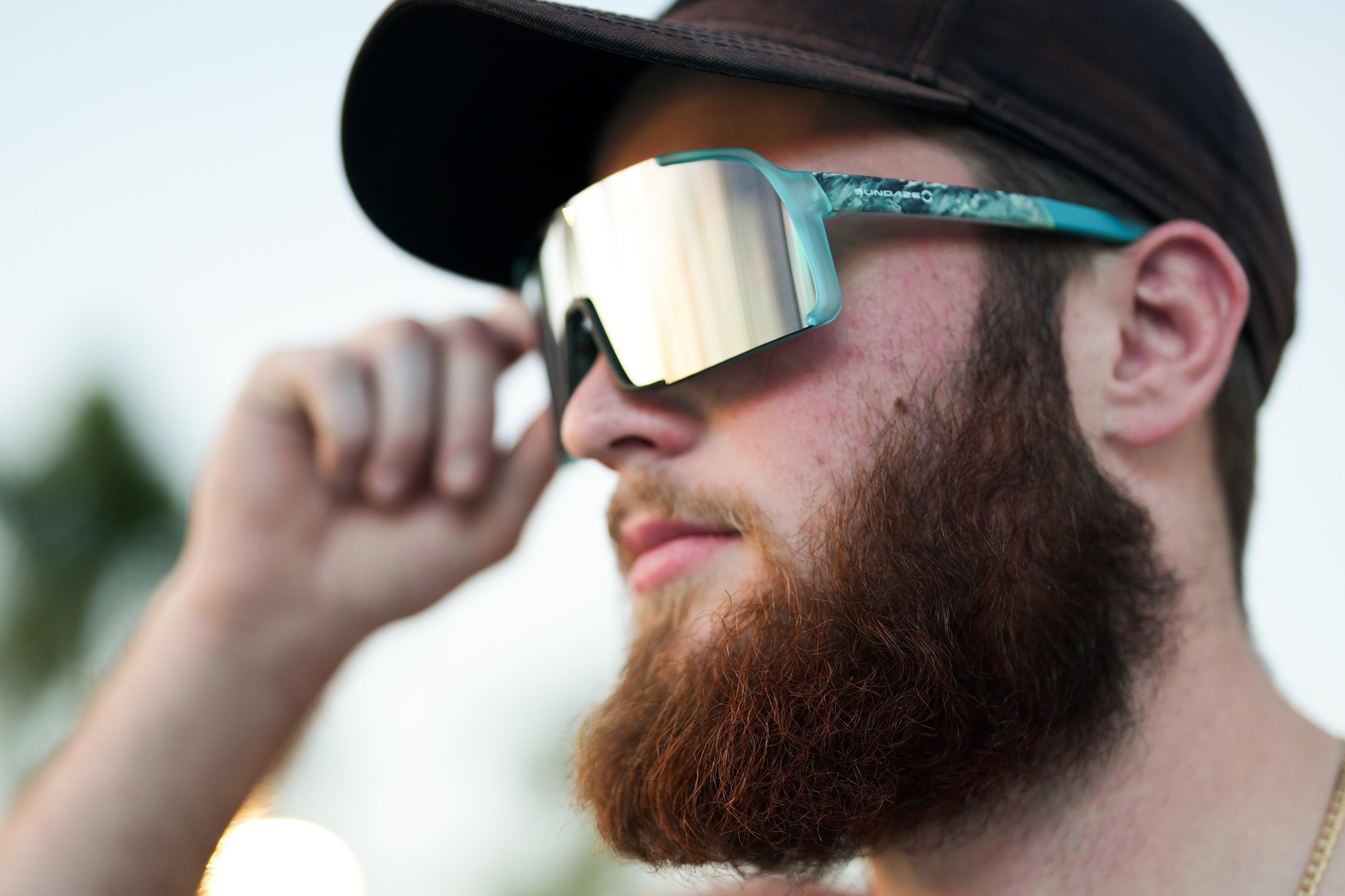 Learn How to Defeat Glare and Boost Style with Polarized Sunglasses