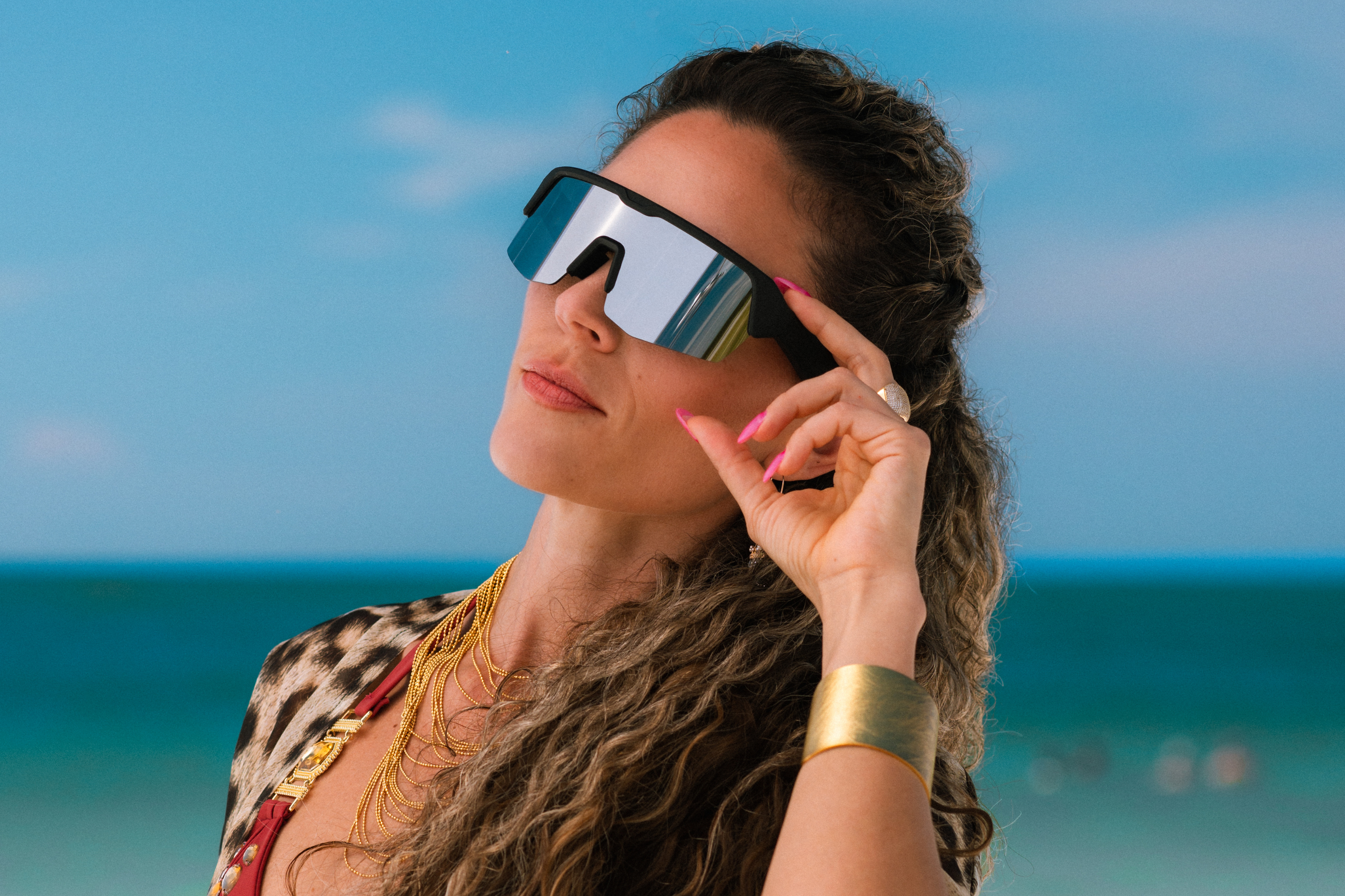 Women Sunglasses: The Complete Guide to Style, Comfort, and Protection