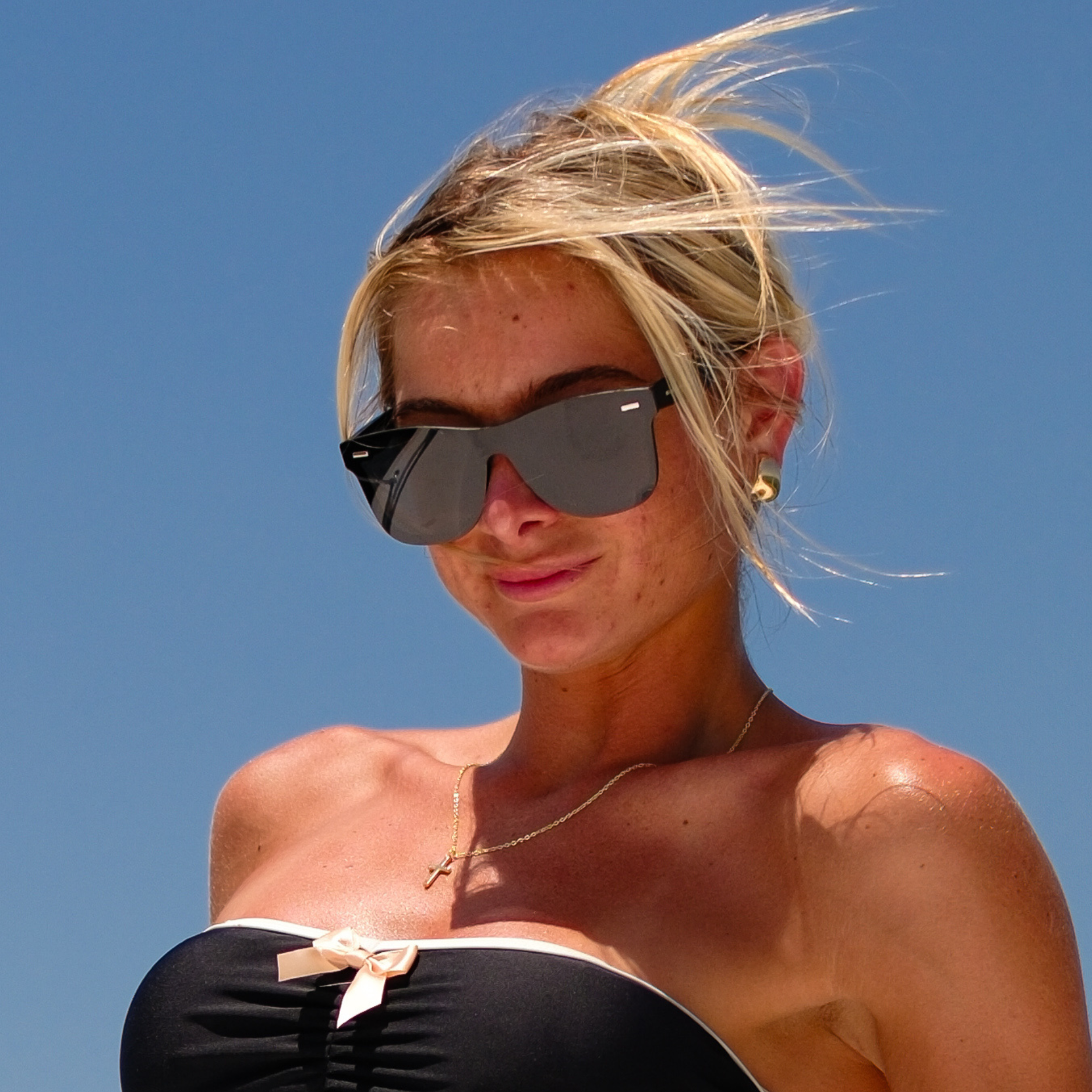 Black OG Polarized Sunglasses – All-Black Frame